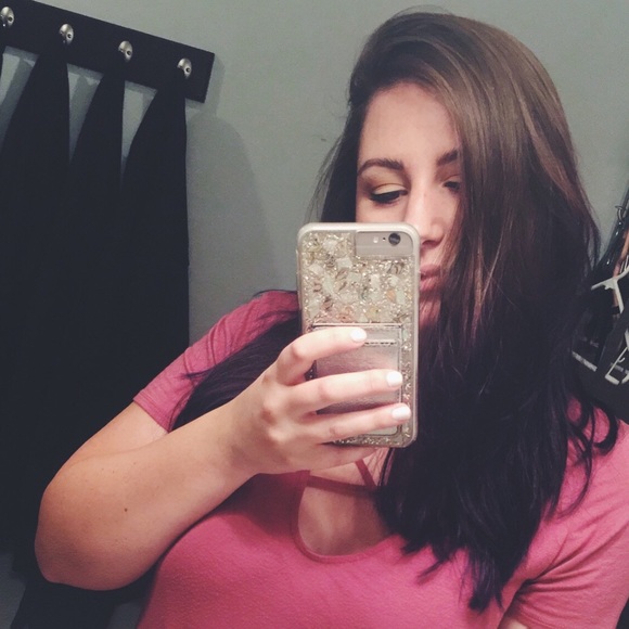 Meet your Posher, Sarah - Picture 1 of 1